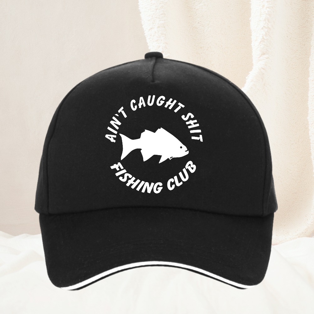 Aint Caught Fishing Club funny - Outdoor Adventure Club recension och pris